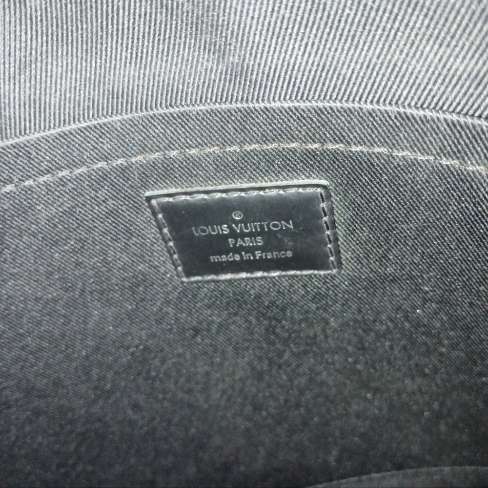 LOUIS VUITTON Monogram Eclipses Pochette Discovery Clutch Bag Brown M62291 - Picture 9 of 13